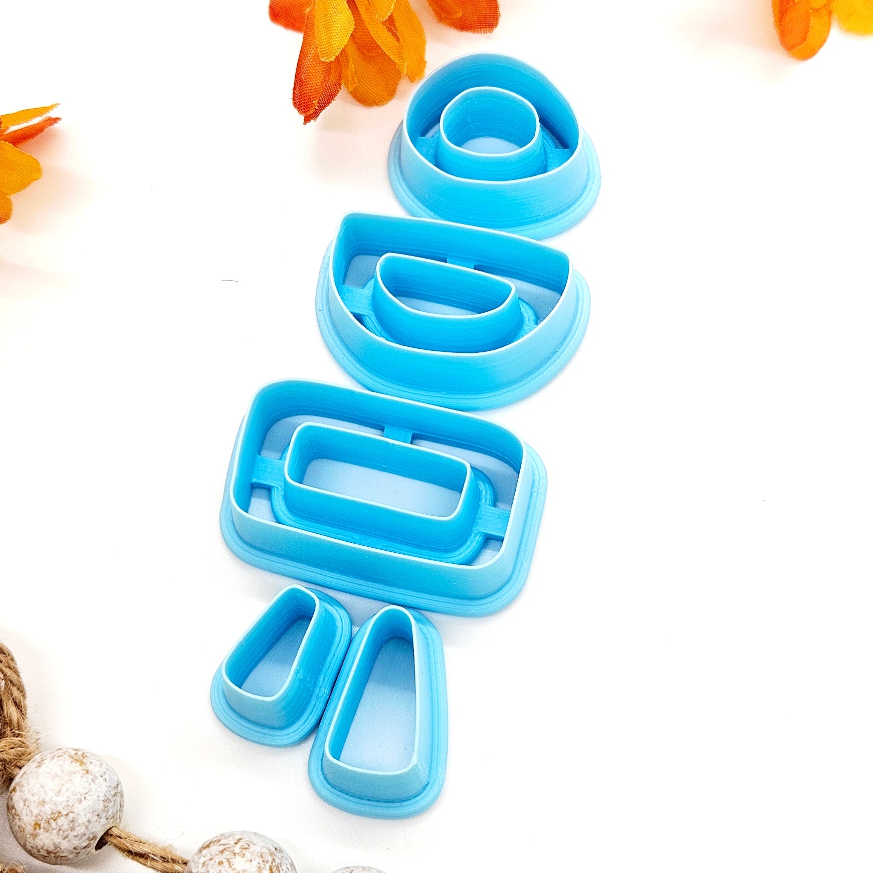 Abstract Drop set style 3 clay cutter