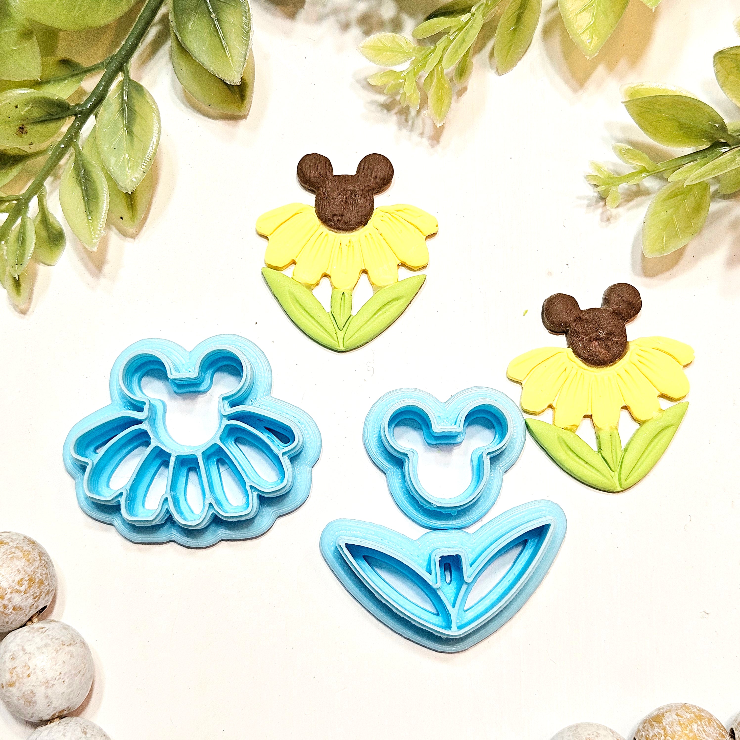 MOUSE EARS BLACK EYE SUSAN DAISY set clay cutters P605