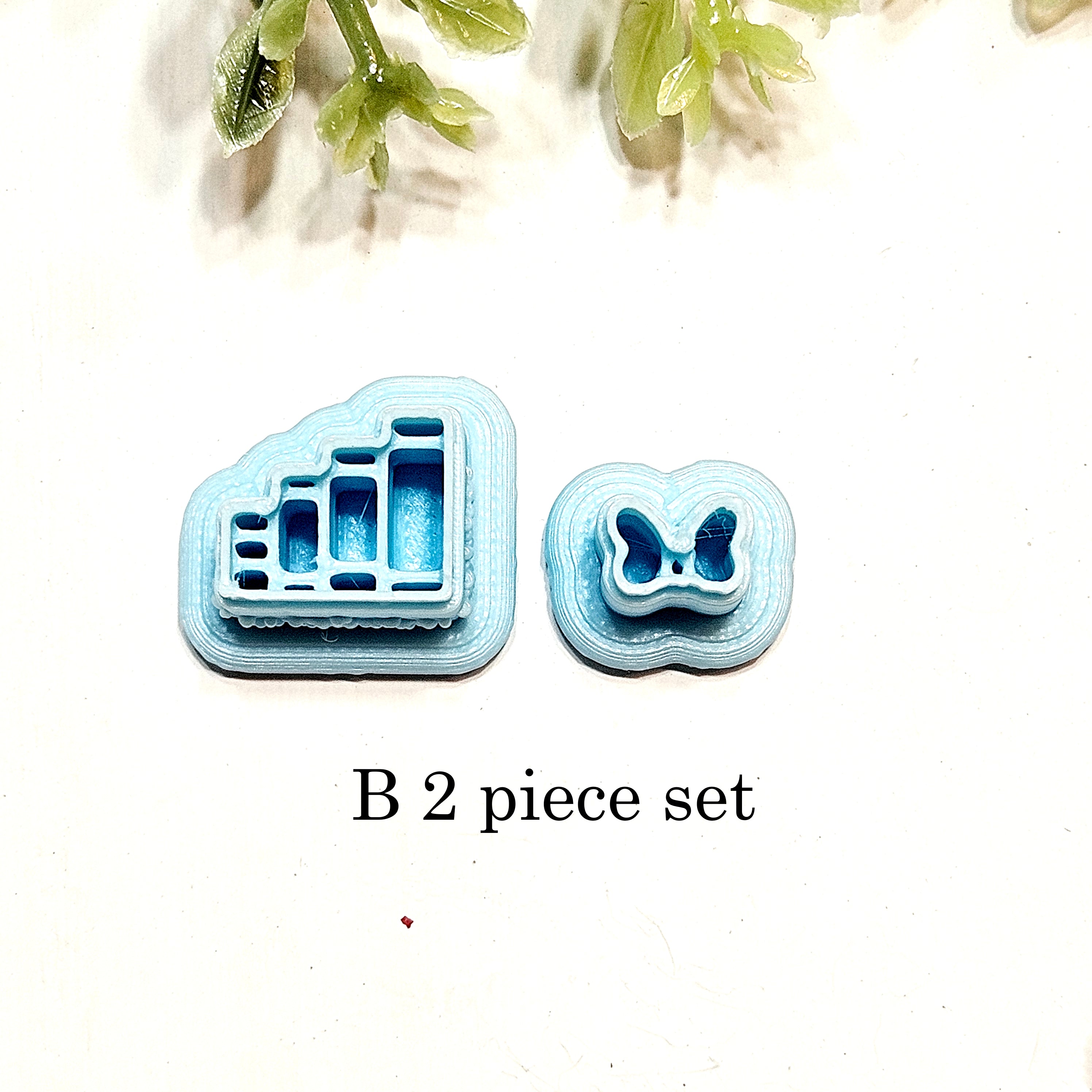 Mouse Ears Bookshelf Polymer Clay Cutter Set | H200