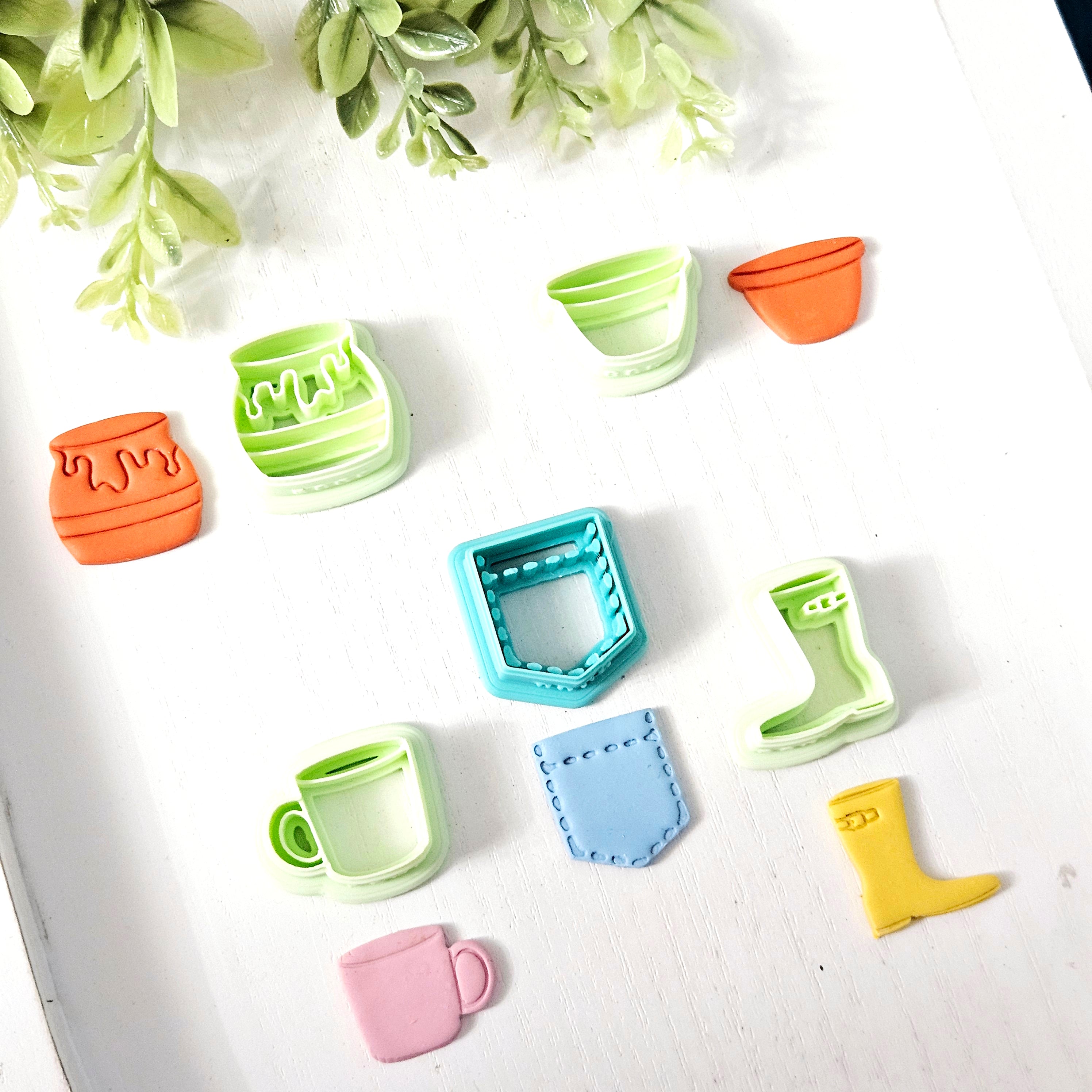 Hunny Bear Peekaboo Polymer Clay Cutters | Winnie the Pooh Character Set
