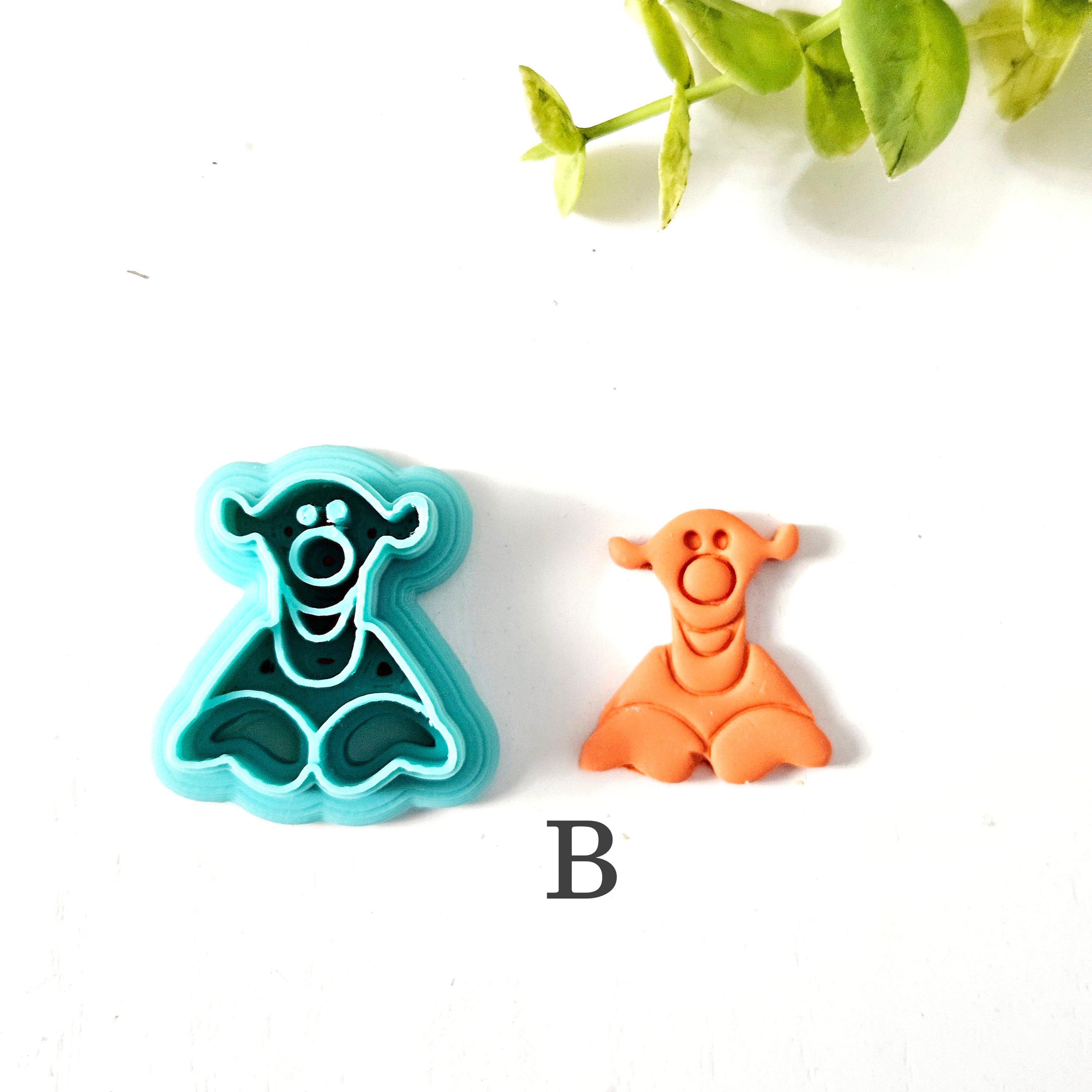 Hunny Bear Peekaboo Polymer Clay Cutters | Winnie the Pooh Character Set