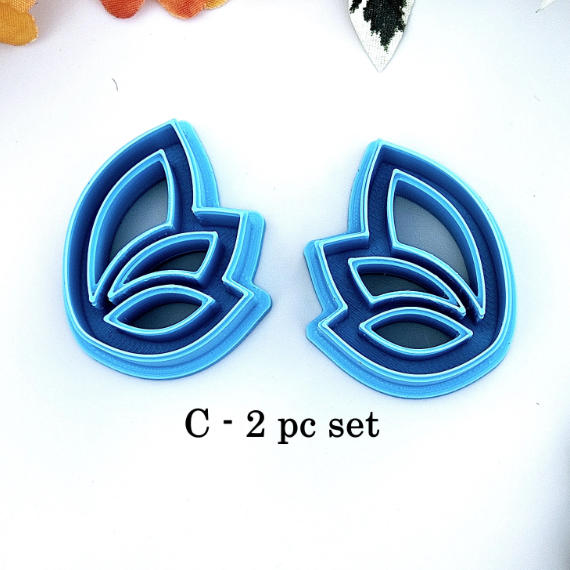 Skinny Leaf clay cutter O239