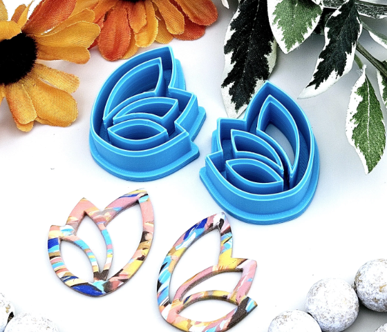 Skinny Leaf clay cutter O239