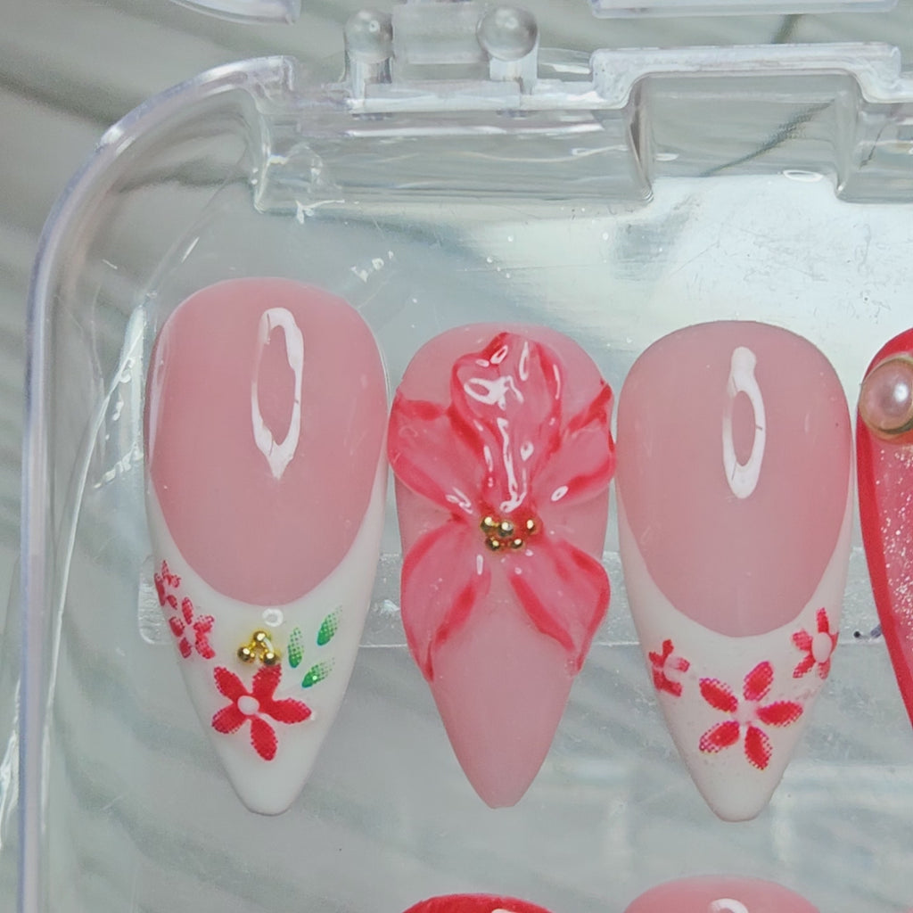 SCARLET FRENCH Press On Nails