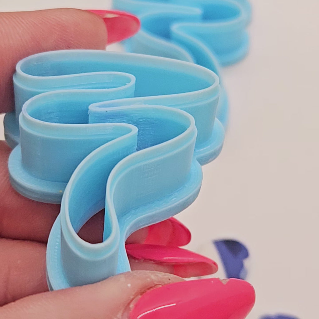 Squiggle Line set polymer clay cutter