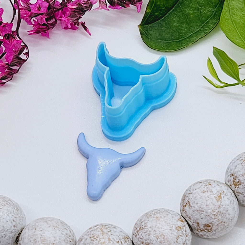HORNED BULL / polymer clay cutter / jewelry making / fondant / cake decorating